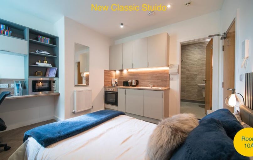 170 Armada Way, City Centre, Plymouth - Image 1